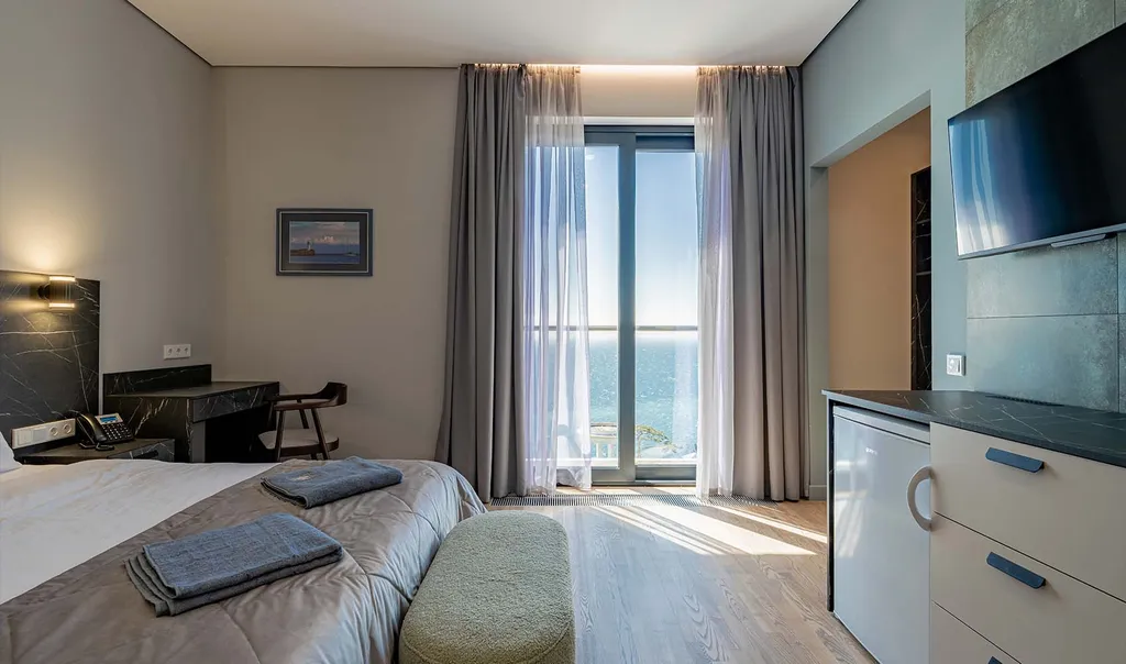 Полулюкс Лазурный с видом на море