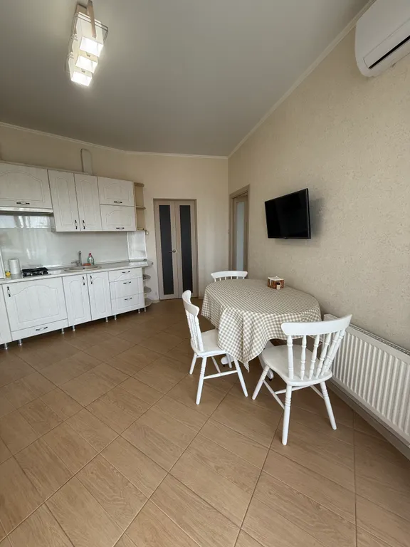 Двухкомнатная квартира на первой береговой линии!