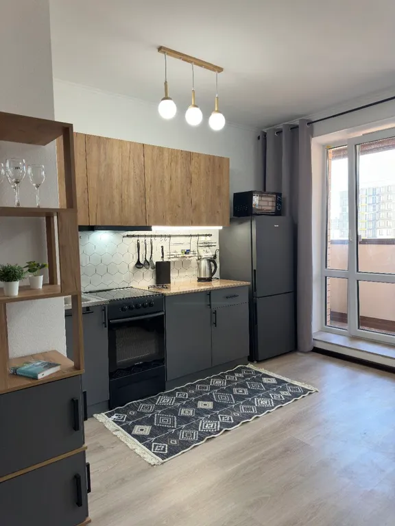 Квартира Квартира Уютная и стильная светлая новая студия на ул. Тихая — Бугры