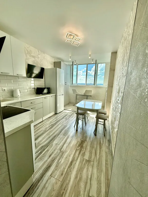 Новая 1-к квартира ЖК "Сиреневый" — аренда посуточно в Ульяновск