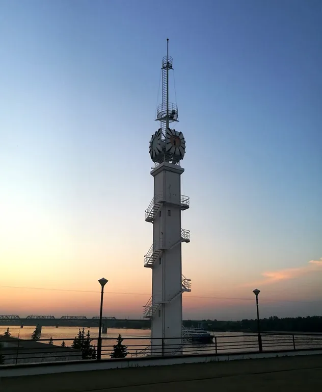 Романтичная однушка с камином на Волжской набережной