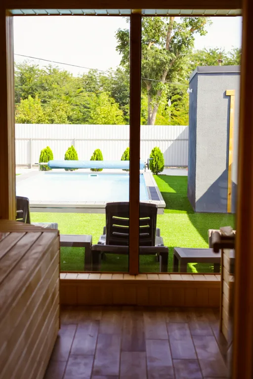 Коттедж Просторный комфортабельный коттедж — Медведовская