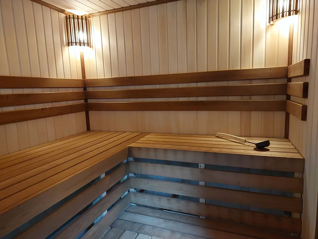 Новый уютный коттедж на берегу реки