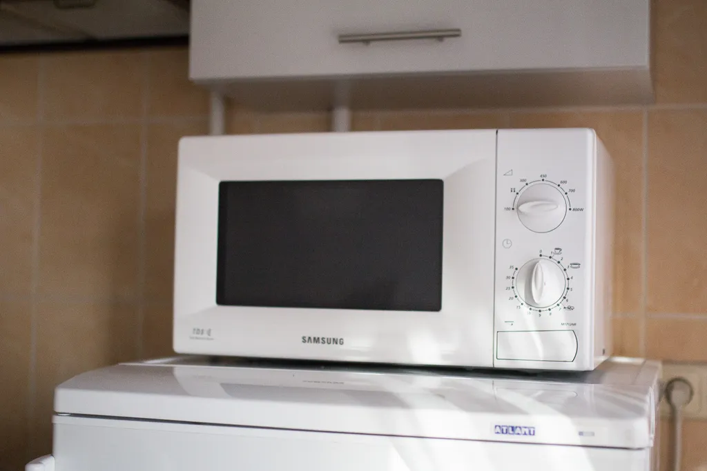 Квартира у входа в метро Фрунзенская, Юбилейная площадь