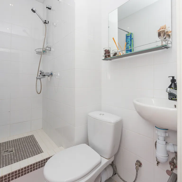 Уникальные апартаменты в центре города с видом на парк и реку