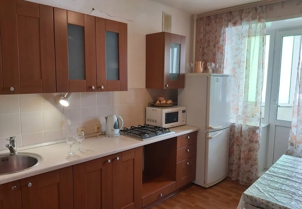 Уютная квартира напротив больницы Миротворцева и СГТУ — аренда посуточно в Саратов