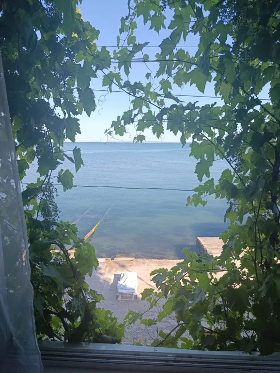 Таунхаус возле моря, в черте города, 10 метров до моря