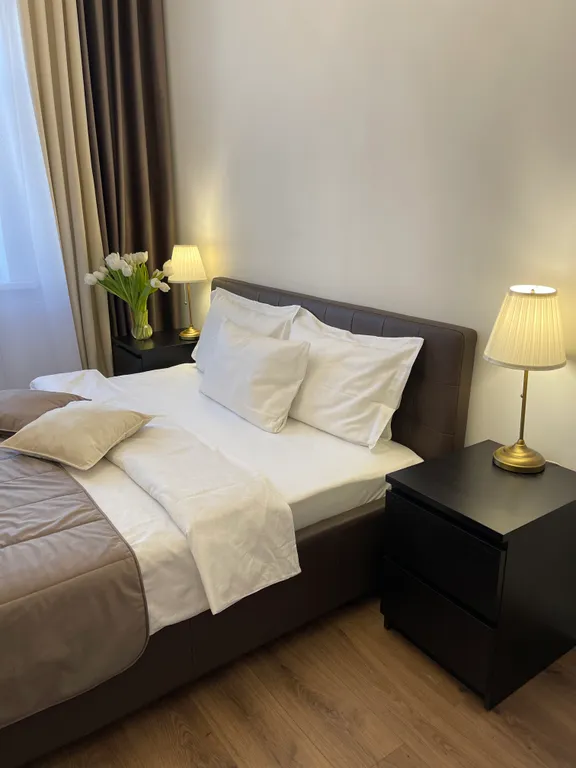 Просторная двухкомнатная квартира в самом центре города