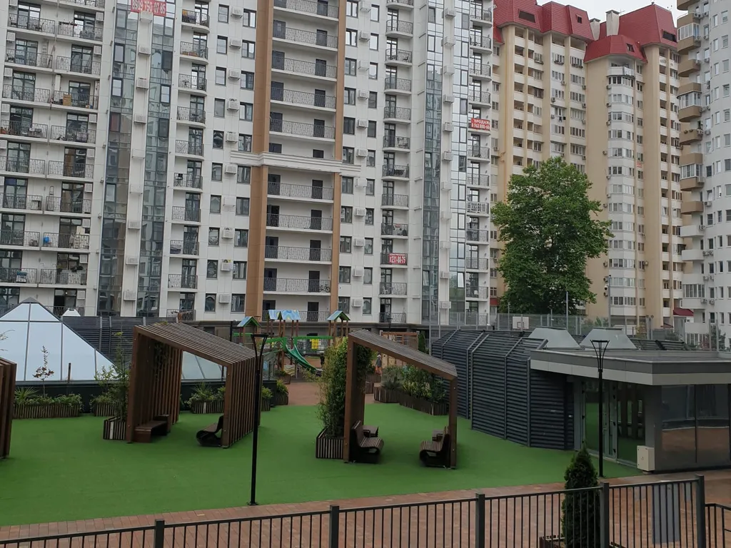 Просторная, чистая, комфортная евродвушка в центре