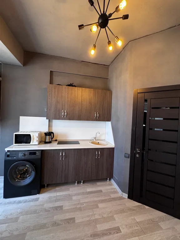 Просторная и уютная студия у моря