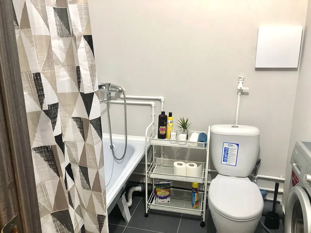 Студия с видом на лес и Волгу в современном ЖК