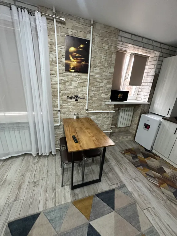 Квартира рядом с метро, от центра 10 минут