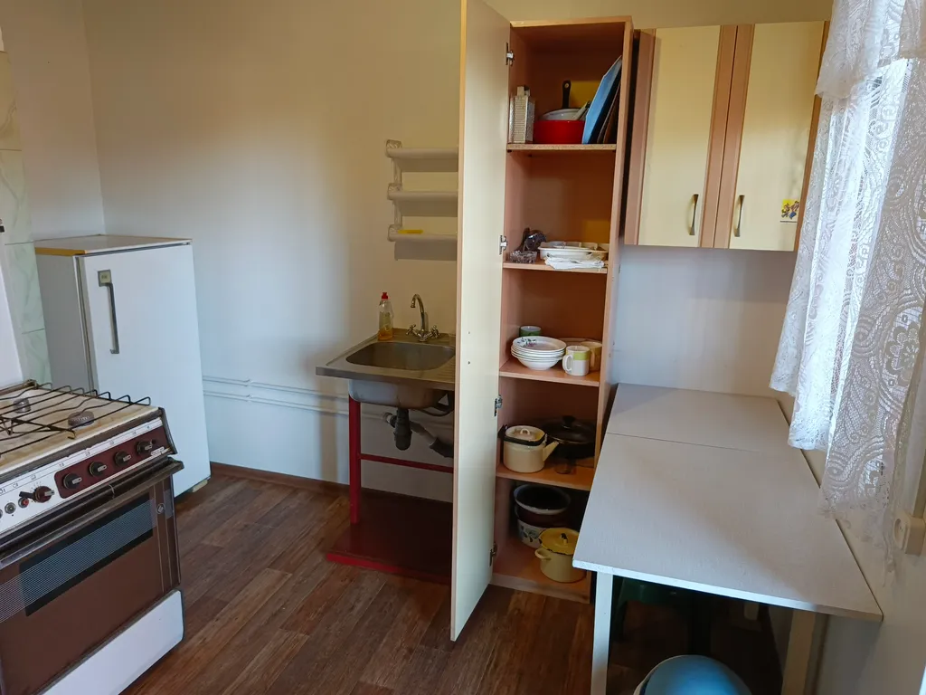 Номер со своей территорией для отдыха под навесом