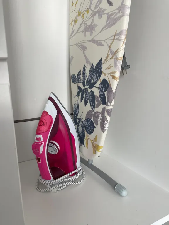 Трехкомнатная квартира с двумя спальнями, рядом с вокзалом