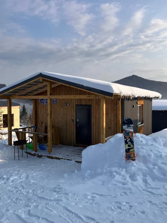 Коттедж Дом для отдыха с террасой и с двумя спальнями — Шерегеш