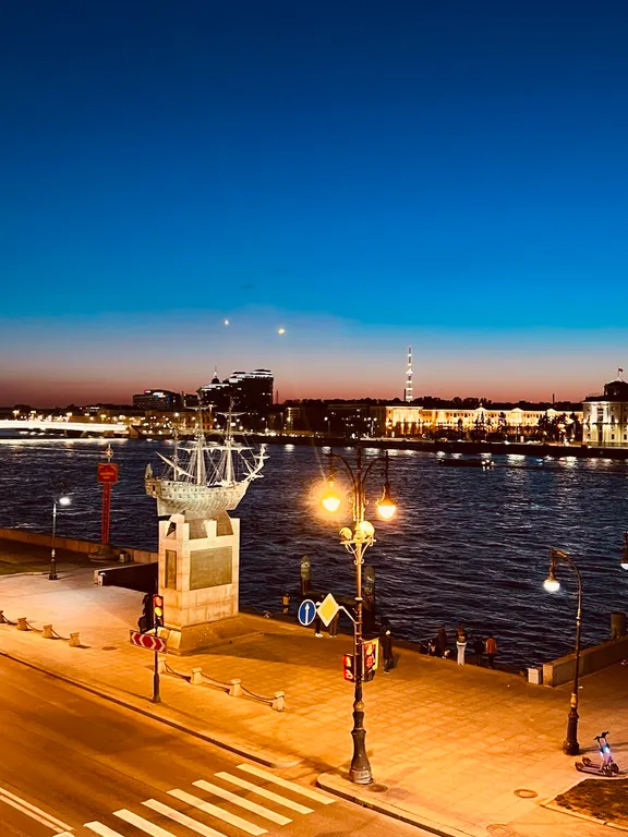 Green Loft Neva View с потрясающим видом на Неву