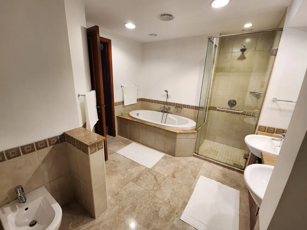 Palm Jumeirah 2BR + Вид: Море + Повар/помощница