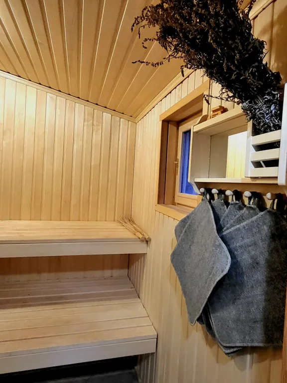 Дом Комфортный на заливе реки Нерль с видом на лес