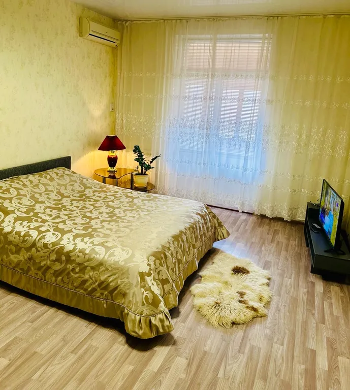 Уютная квартира в исторической части города — аренда посуточно в Волжский