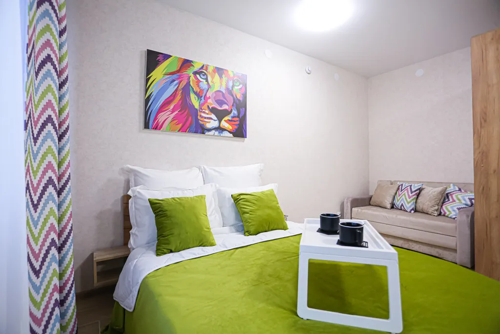 SunSet студия Цветной лев