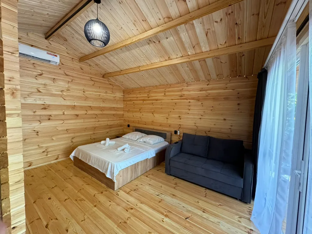 Коттедж 1-комнатный Дом — Гагра