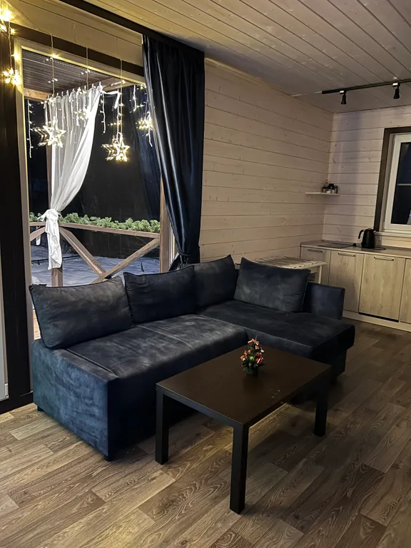 Коттедж Коттедж с сауной рядом с озером — Луга