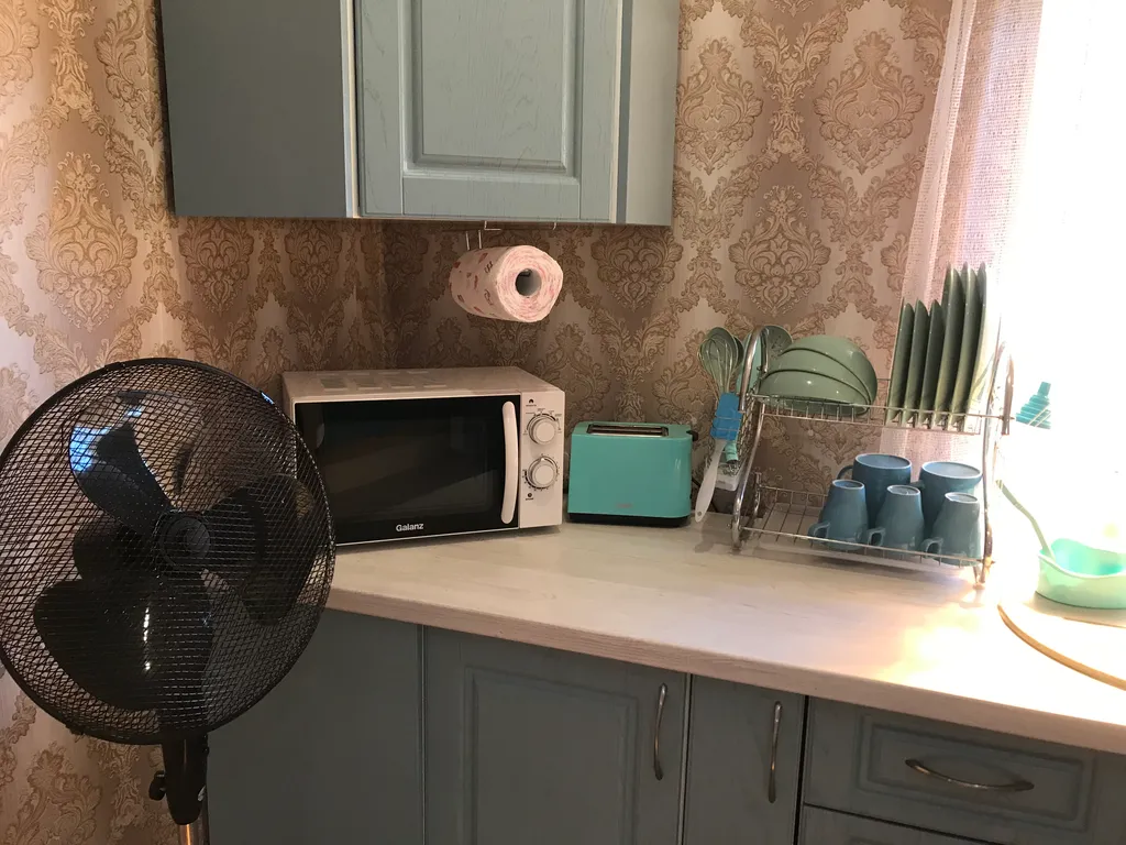 Квартира-студия с отдельным входом с парковкой