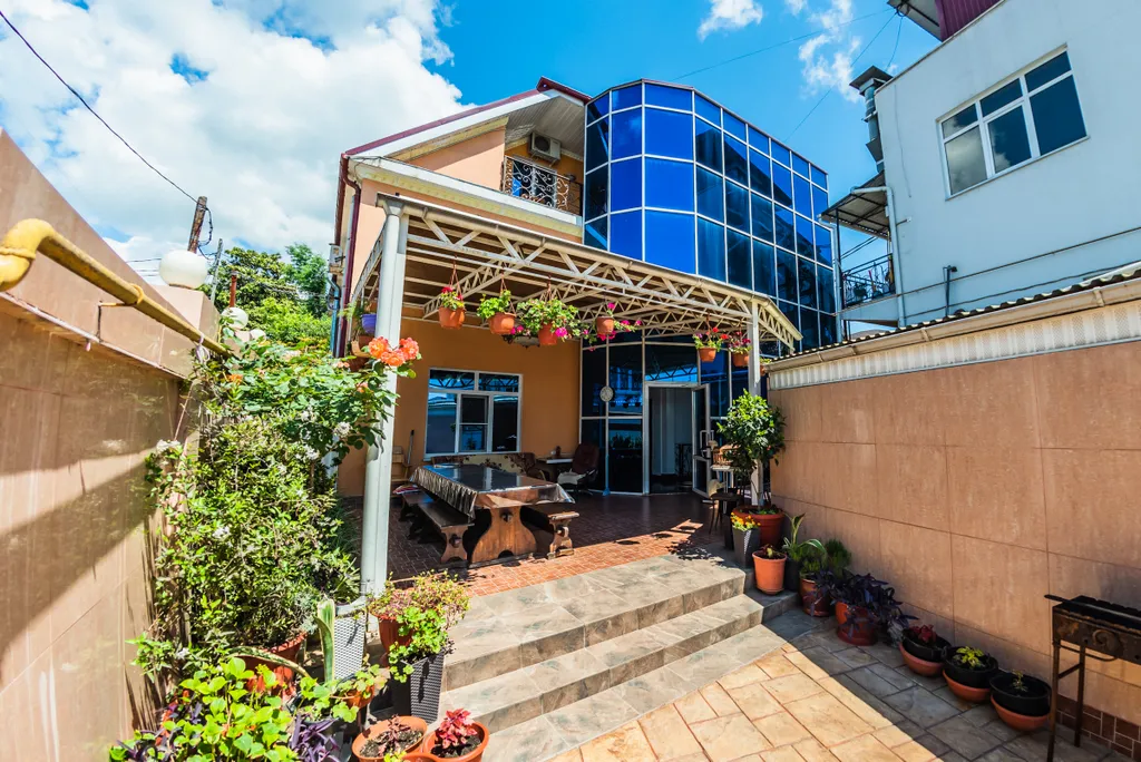 Квартира Просторная квартира в гостевом доме — Сириус