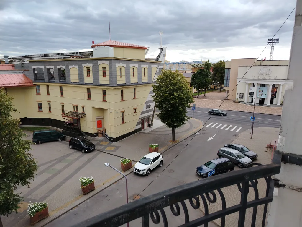 Большая Уютная  Двухкомнатная Квартира в Центре