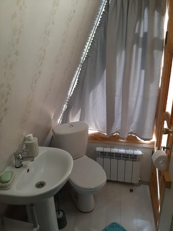 Дом у лесного пруда