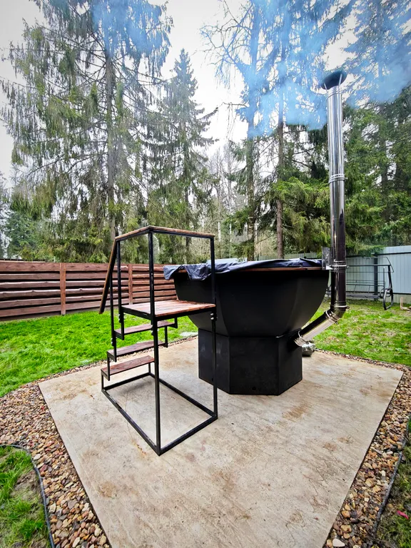 Лесной дом с тёплым бассейном, джакузи, сауной и сибирским чаном