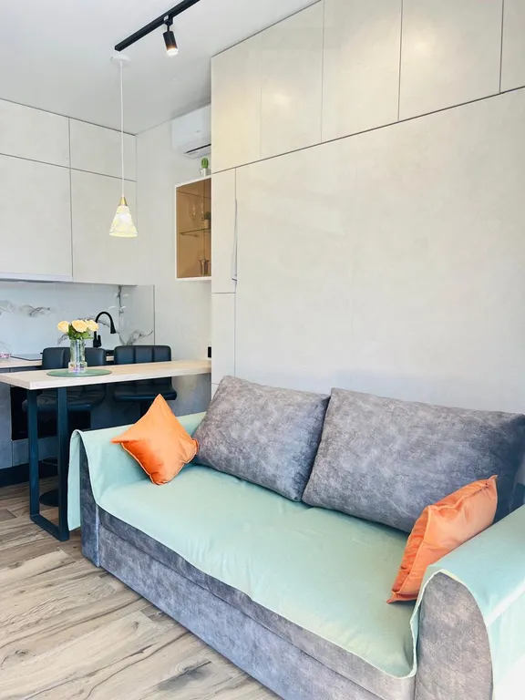 Студия трехместная с бассейном