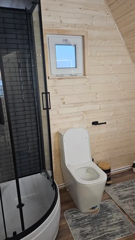 Новый двухуровневый Афрейм, две спальни и гостиная на Софийской поляне