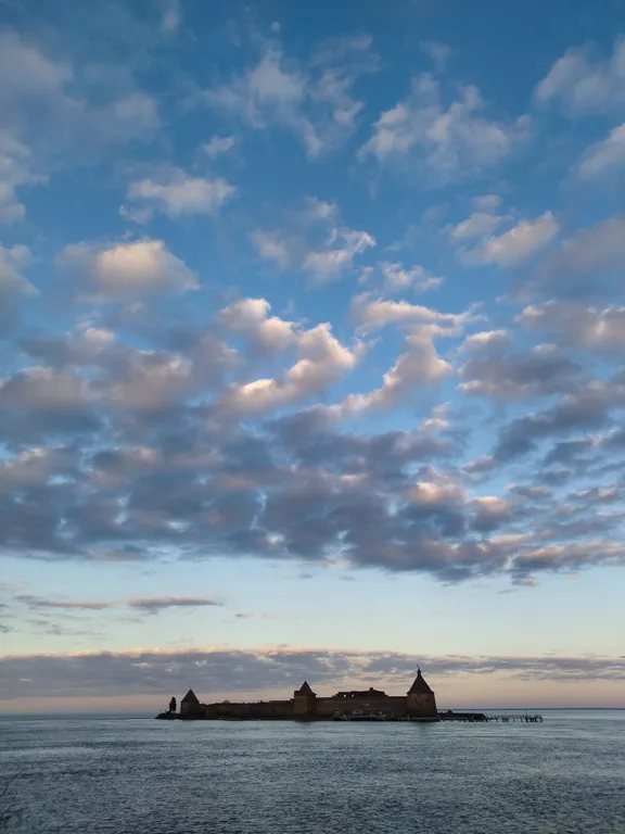 Коттедж Новый загородный дом напротив крепости Орешек — им. Морозова
