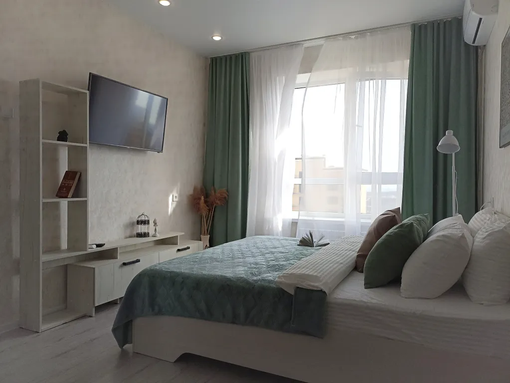 Апартаменты "Ласточкино гнездо" на 18 этаже в красивым видом