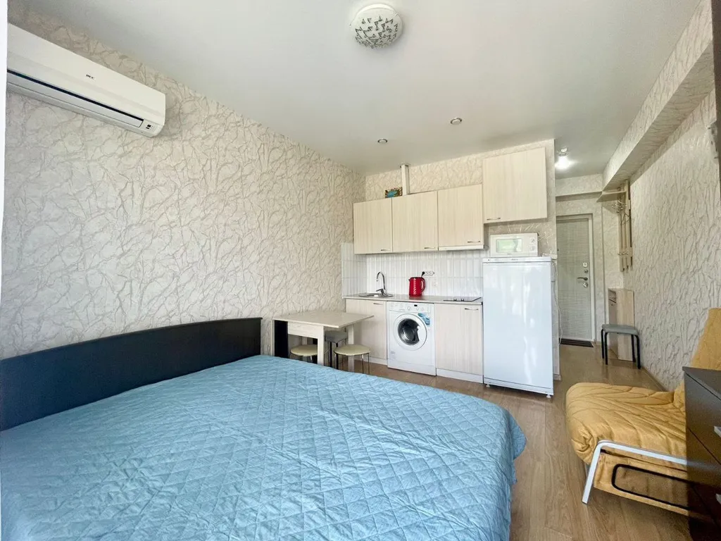 Квартира с видом на море с просторной обеденной зоной