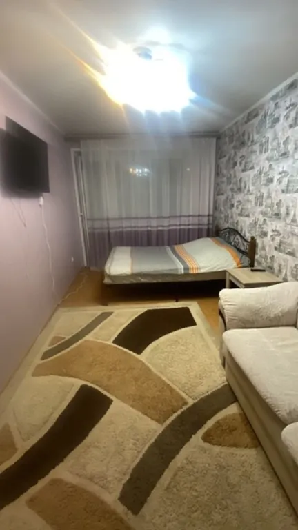 Бюджетная квартира с красивым видом в центре, за кукурузой