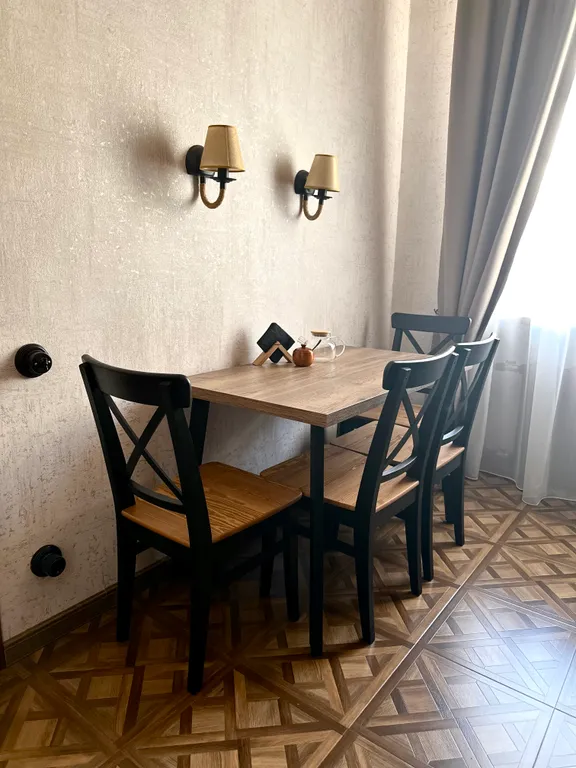 Квартира с новым ремонтом в центре