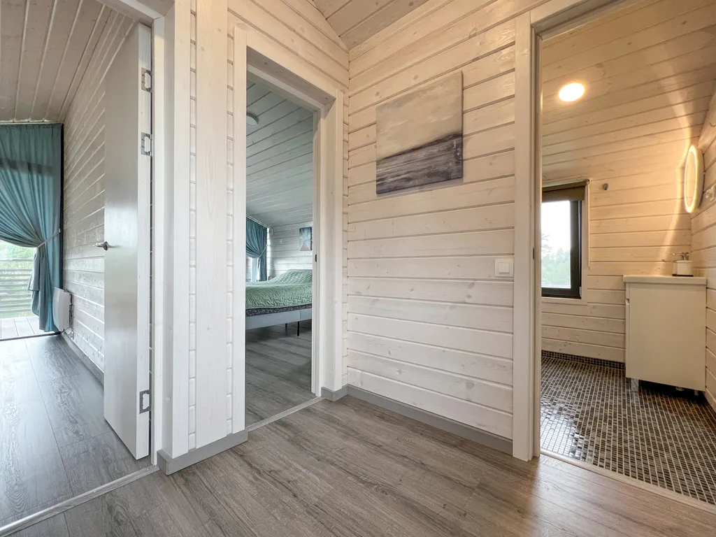 Коттедж Дом с сауной и видом на озеро — Стеклянный