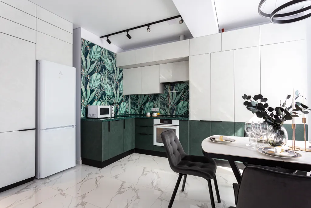 Стильная большая квартира Кватро 128 с балконом