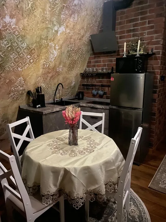 Архитектурный дом A-freim с безграничным окружением природы и речки