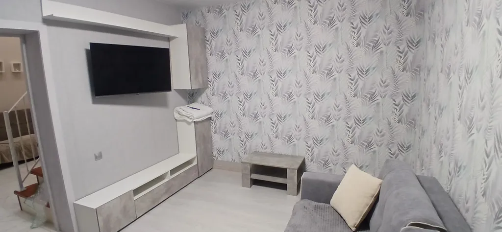 Большой уютный дом