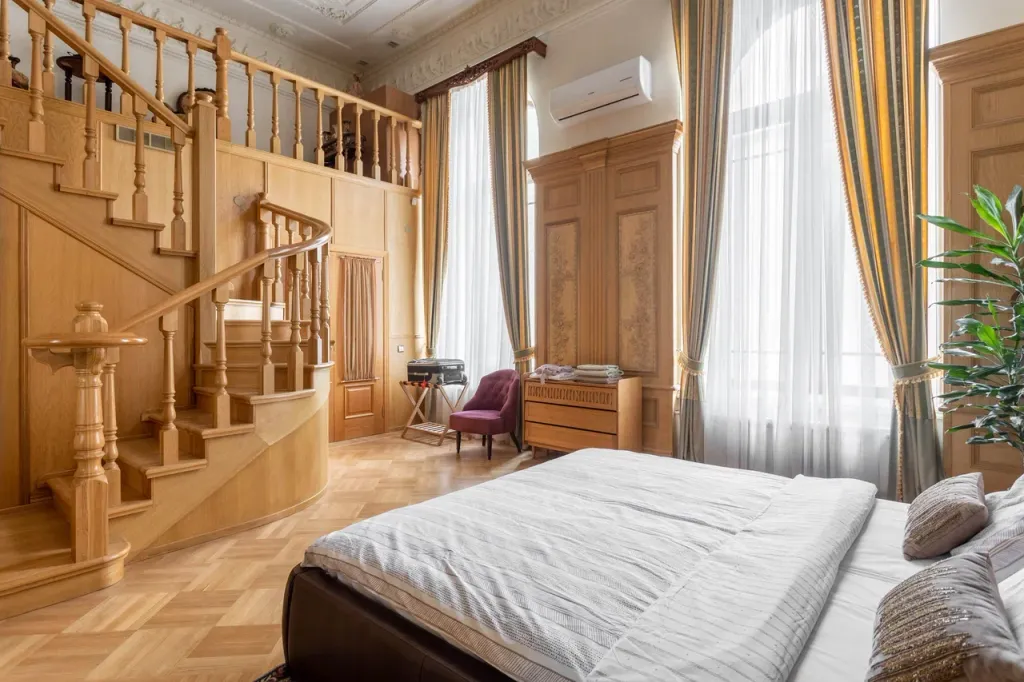 Квартира Парадная квартира у метро Чернышевская — Санкт-Петербург