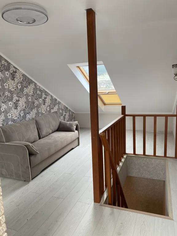 Двухуровневая квартира на первой линии с видом на море