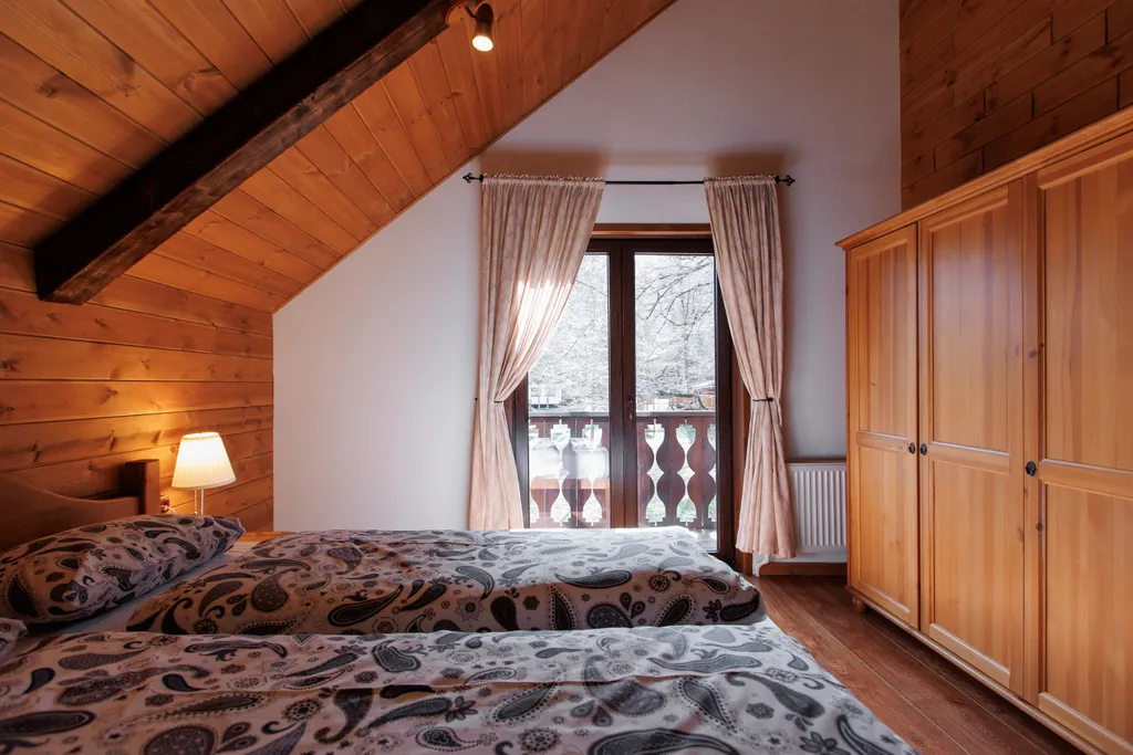 4-комнатный Дом