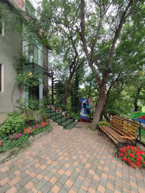 Часть дома с отдельным входом в Профессорском уголке