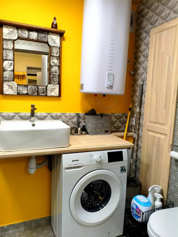 Просторная квартира в центре у озера