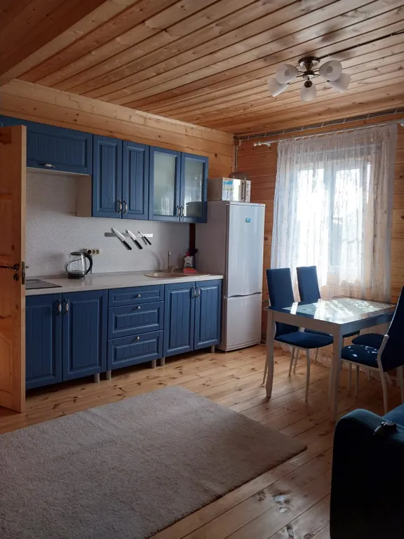 Коттедж Уютный коттедж в 30 метрах от моря со своим двориком — Кучугуры