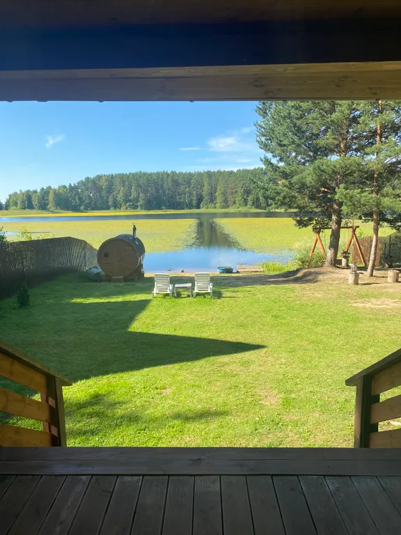 Дом у озера в Заплавье