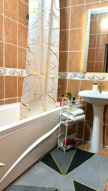 Уютный уголок рядом с ЦУМом и ГУМом